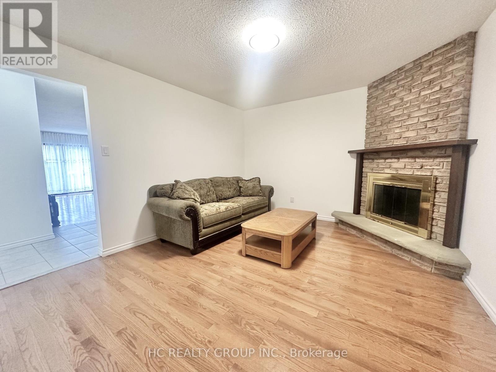 49 Carey Crescent, Markham, Ontario  L3R 3E6 - Photo 13 - N12475230