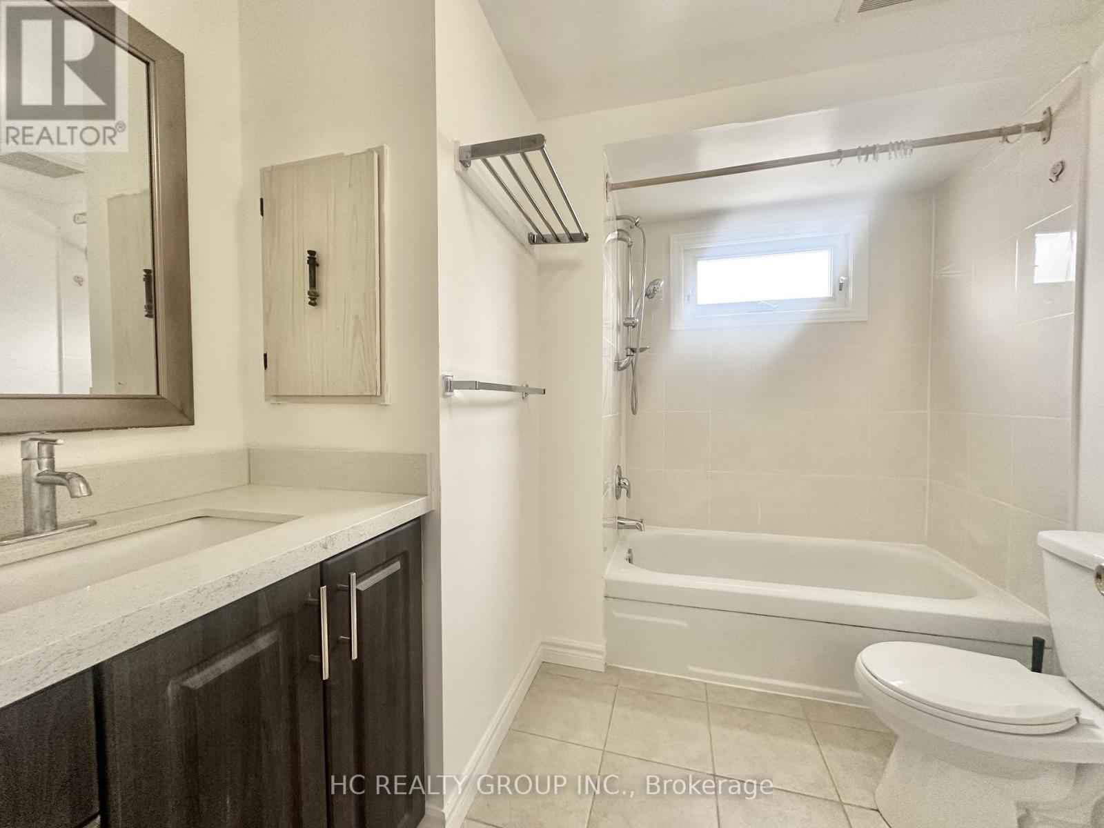 49 Carey Crescent, Markham, Ontario  L3R 3E6 - Photo 14 - N12475230