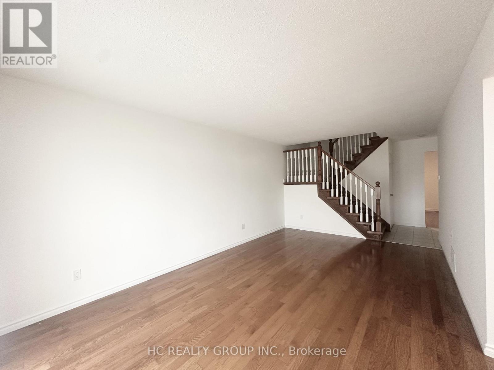 49 Carey Crescent, Markham, Ontario  L3R 3E6 - Photo 5 - N12475230