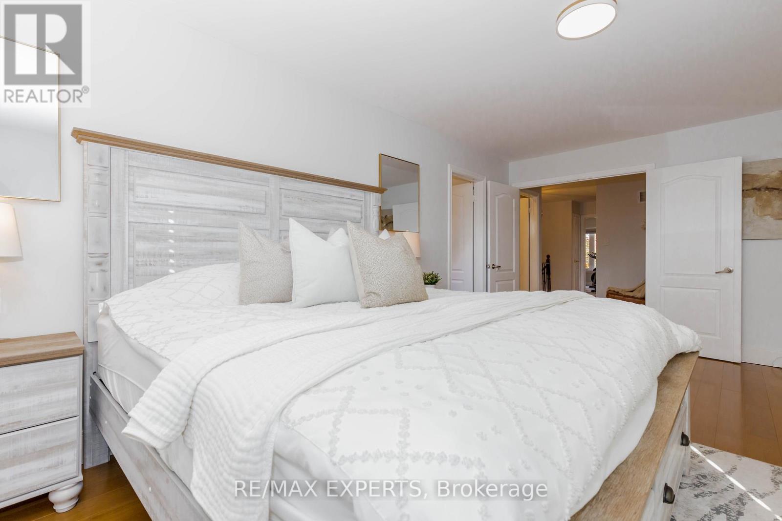 193 Fairlane Crescent, Vaughan (Vellore Village), Ontario  L4H 2H1 - Photo 25 - N12475267