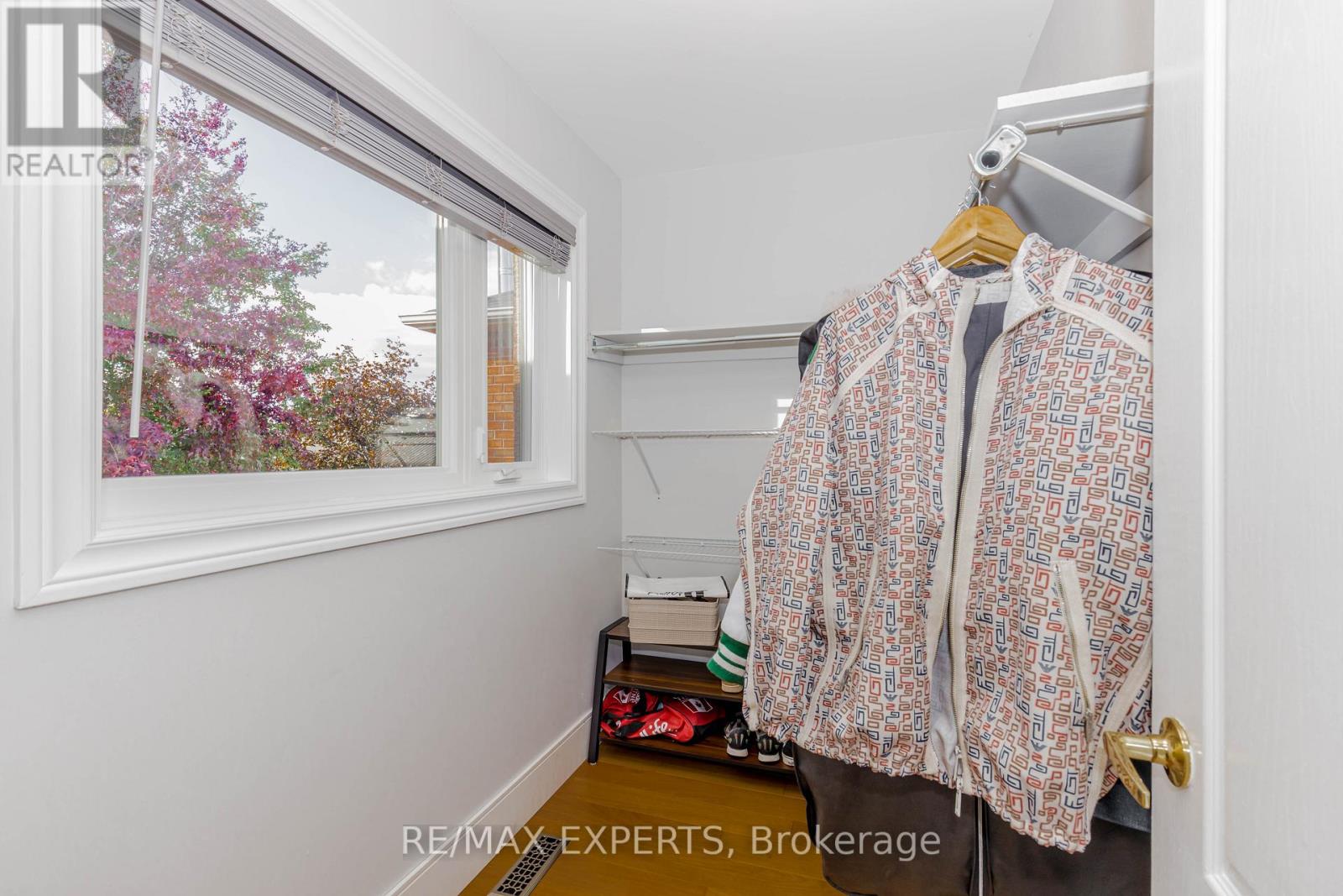 193 Fairlane Crescent, Vaughan (Vellore Village), Ontario  L4H 2H1 - Photo 27 - N12475267
