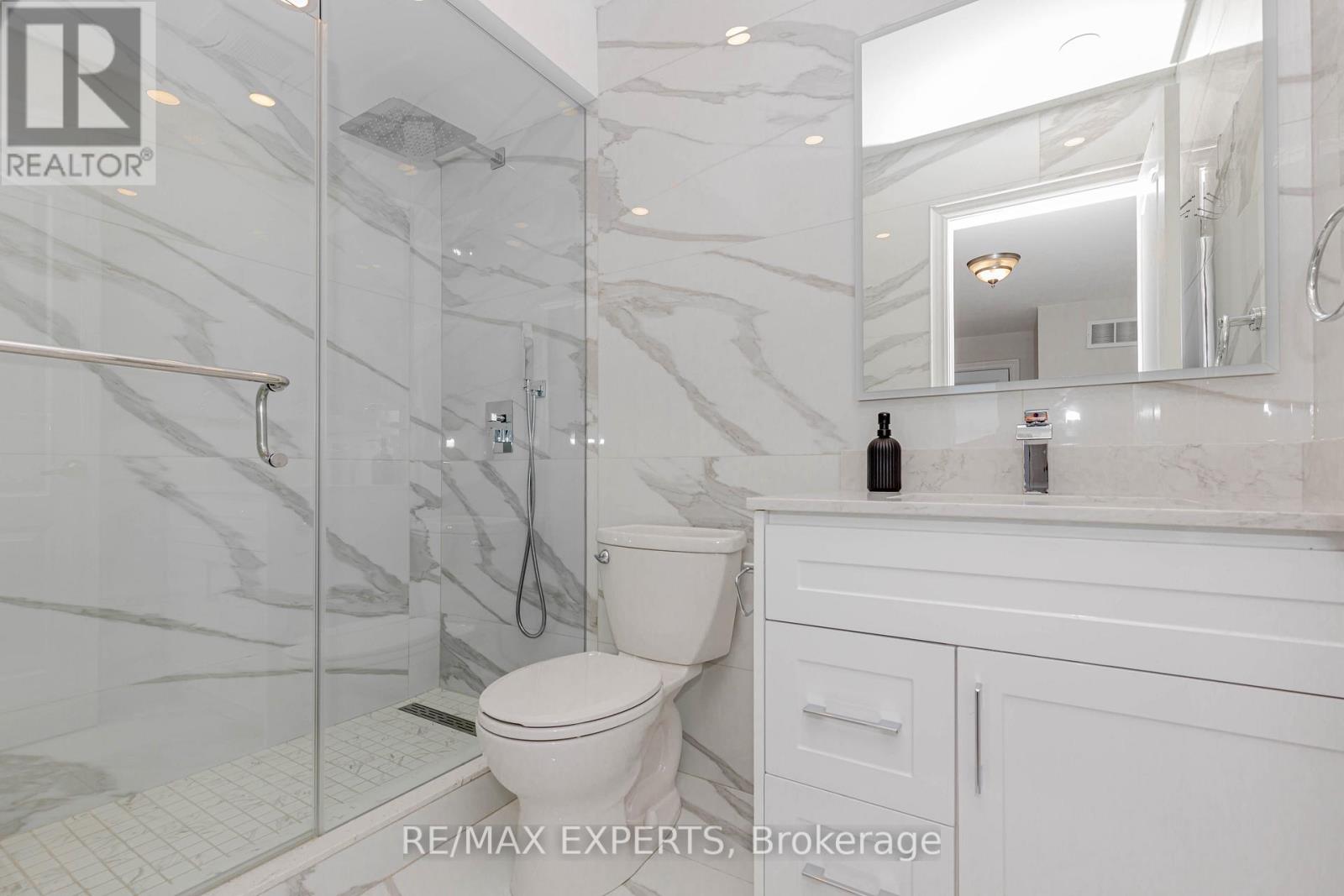 193 Fairlane Crescent, Vaughan (Vellore Village), Ontario  L4H 2H1 - Photo 32 - N12475267