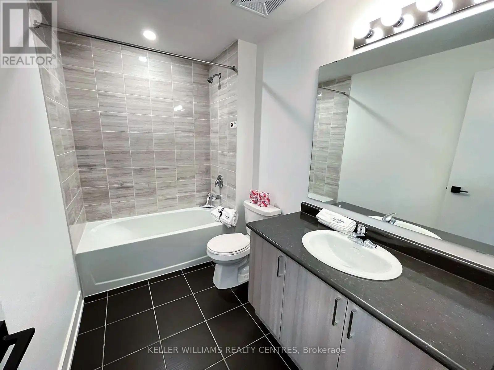 107 - 6 Spice Way, Barrie, Ontario  L9J 0J9 - Photo 14 - S12475198