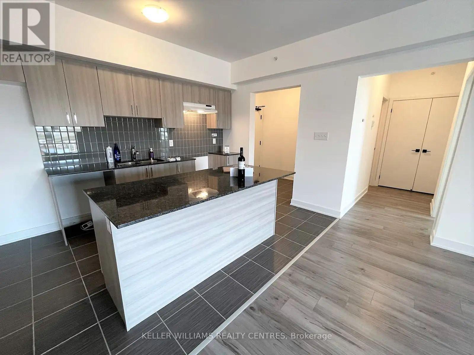 107 - 6 Spice Way, Barrie, Ontario  L9J 0J9 - Photo 3 - S12475198
