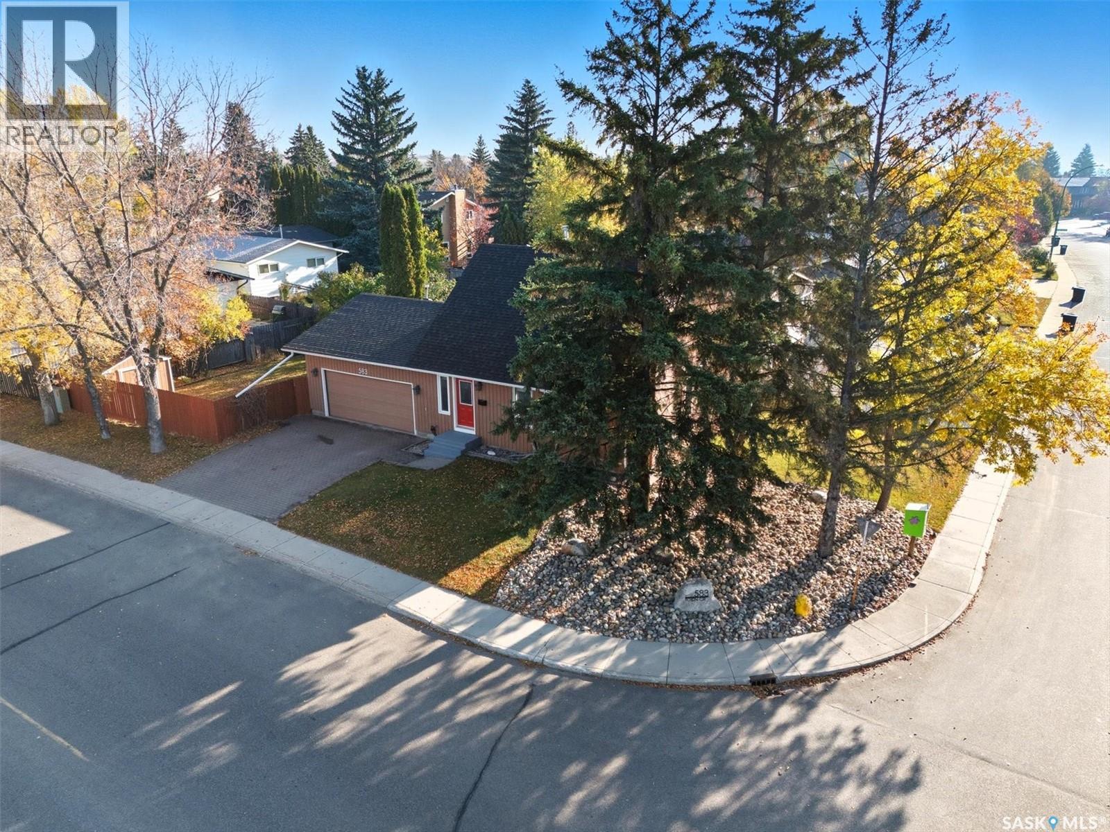 583 Tobin Crescent, Saskatoon, Saskatchewan  S7K 4N9 - Photo 3 - SK021437