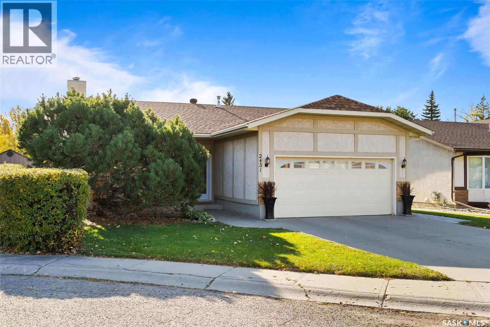 2431 Glamis Place E, Regina, Saskatchewan  S4V 1A5 - Photo 1 - SK021390