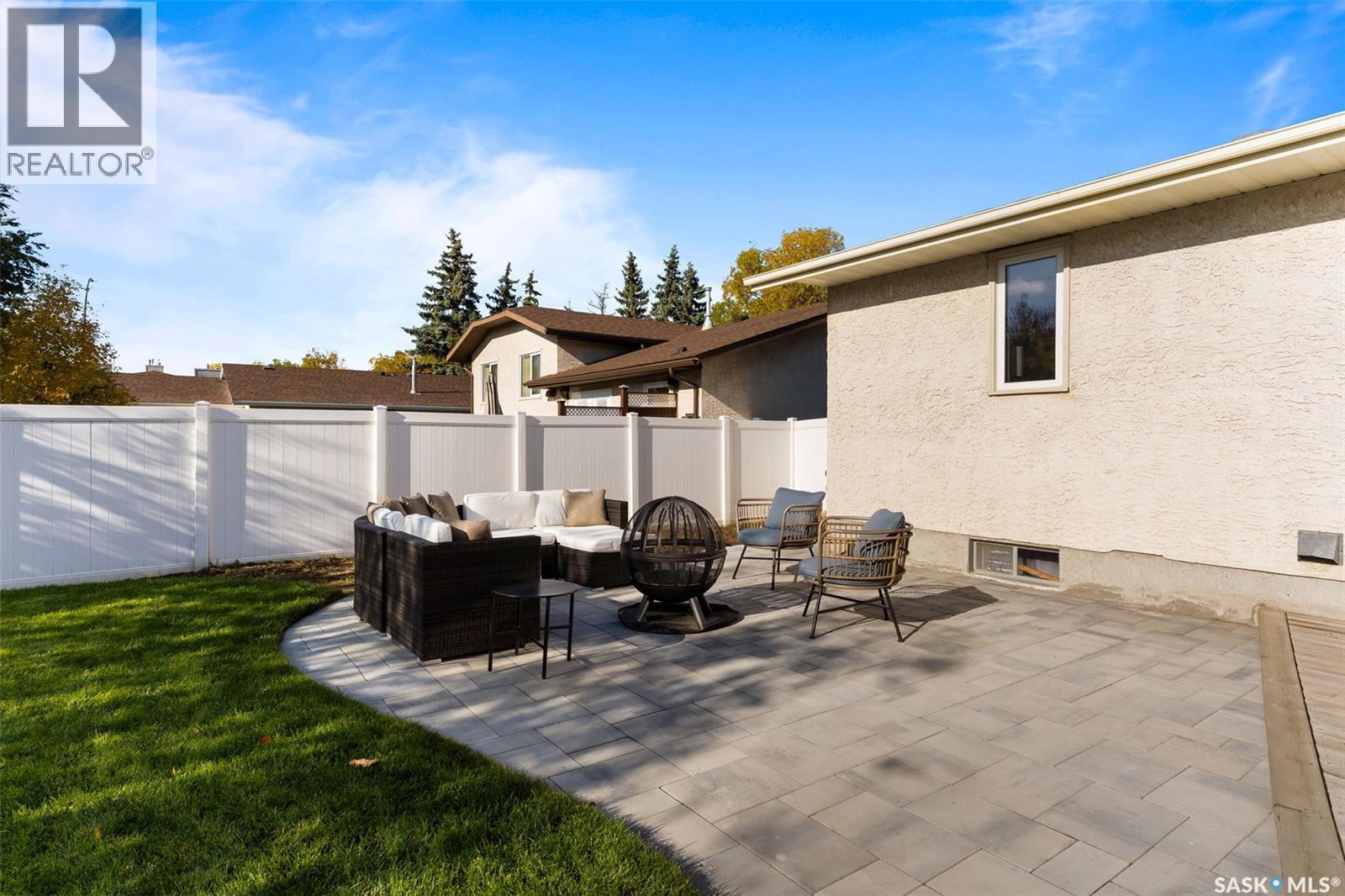 2431 Glamis Place E, Regina, Saskatchewan  S4V 1A5 - Photo 40 - SK021390
