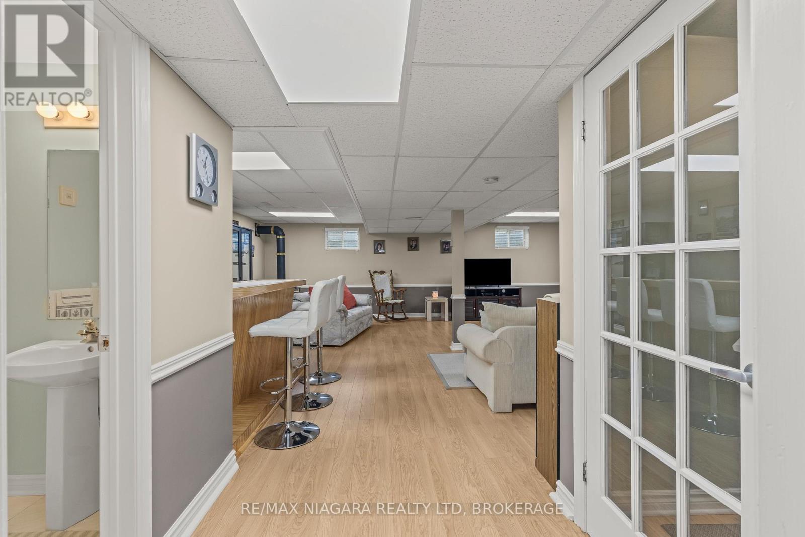 57 Wellandvale Drive, Welland, Ontario  L3C 7C5 - Photo 17 - X12475291