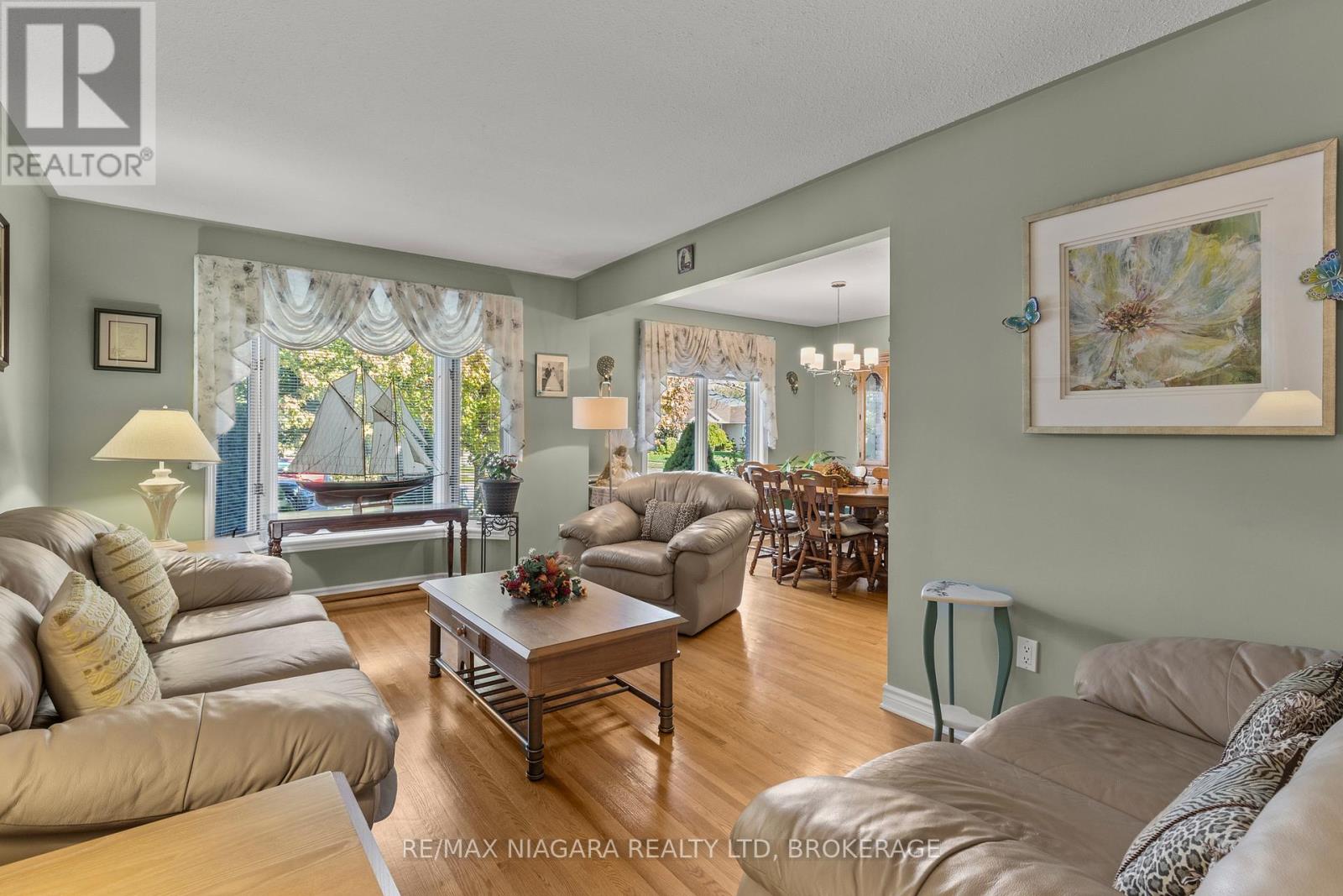 57 Wellandvale Drive, Welland, Ontario  L3C 7C5 - Photo 6 - X12475291