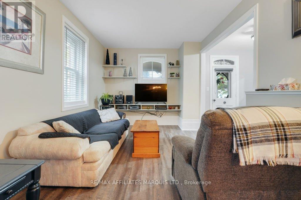 27 Marlborough Street, North Glengarry, Ontario  K0C 1T0 - Photo 14 - X12475299