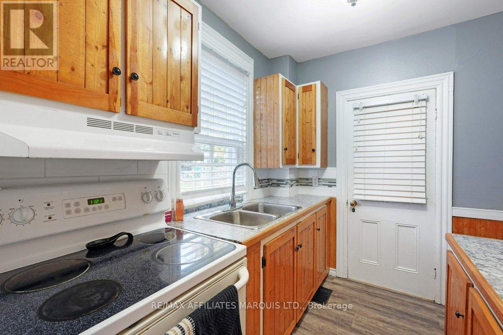 27 Marlborough Street, North Glengarry, Ontario  K0C 1T0 - Photo 18 - X12475299