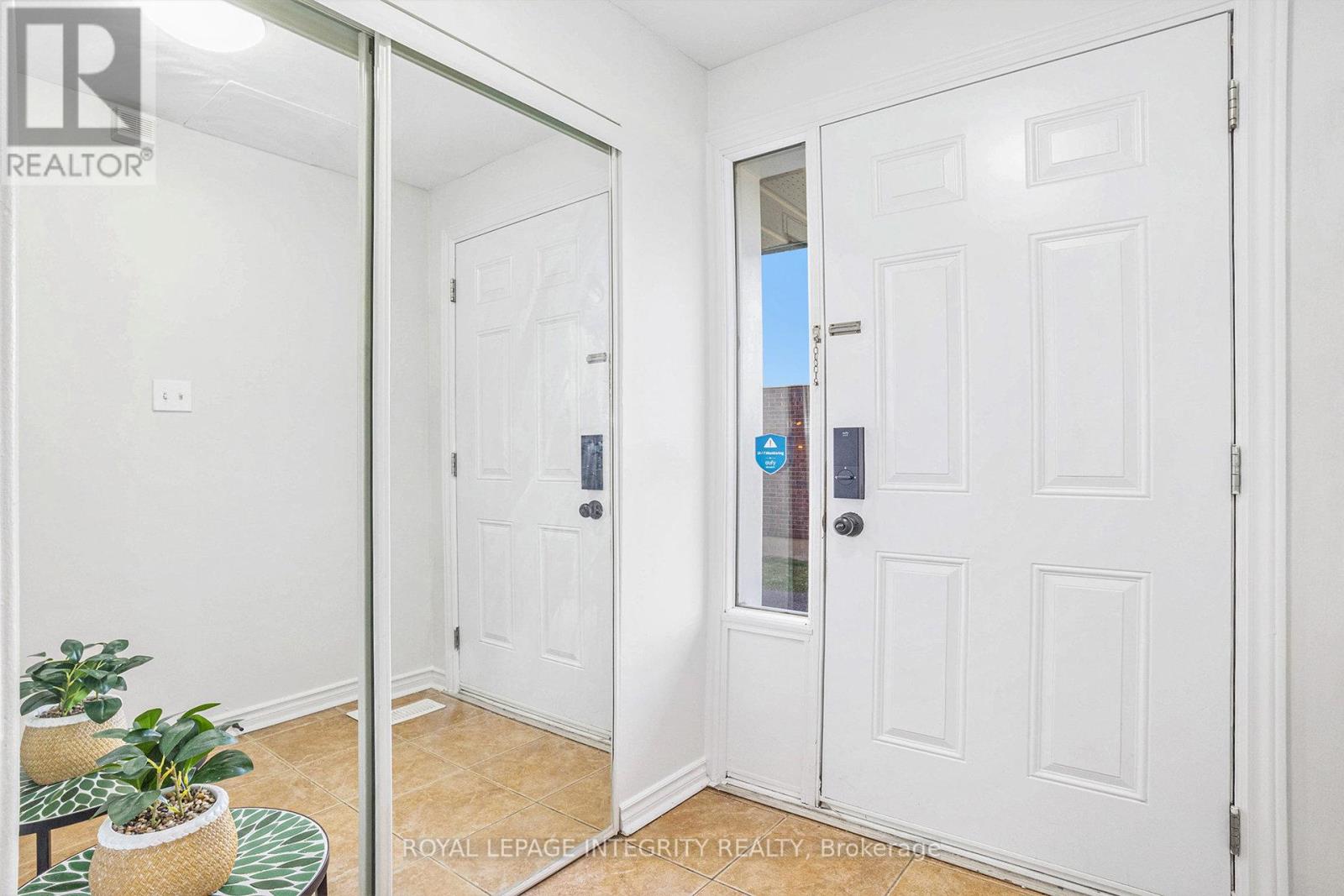 17 - 3333 Mccarthy Road, Ottawa, Ontario  K1V 9X5 - Photo 2 - X12475209