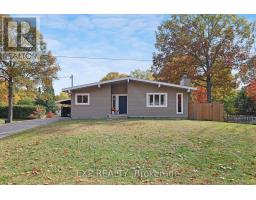 136 RESTHAVEN AVENUE, Ottawa, Ontario