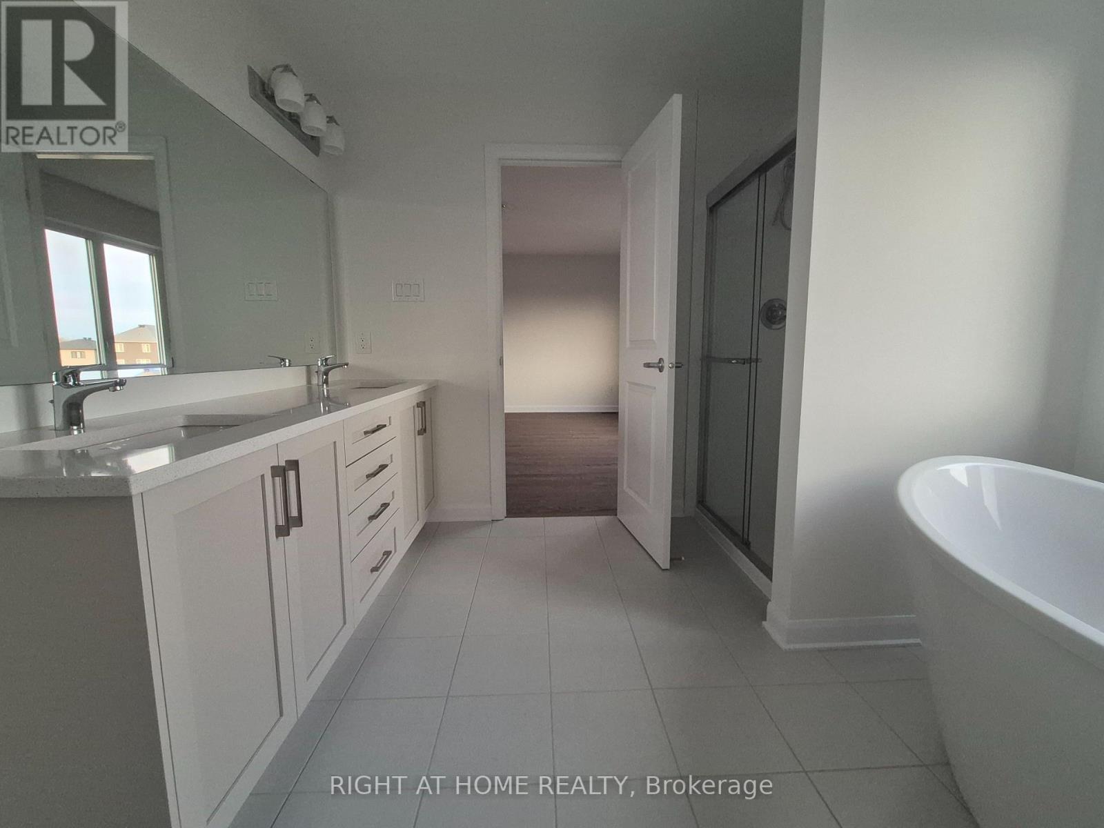 139 Invention Boulevard, Ottawa, Ontario  K2W 0L9 - Photo 13 - X12475281