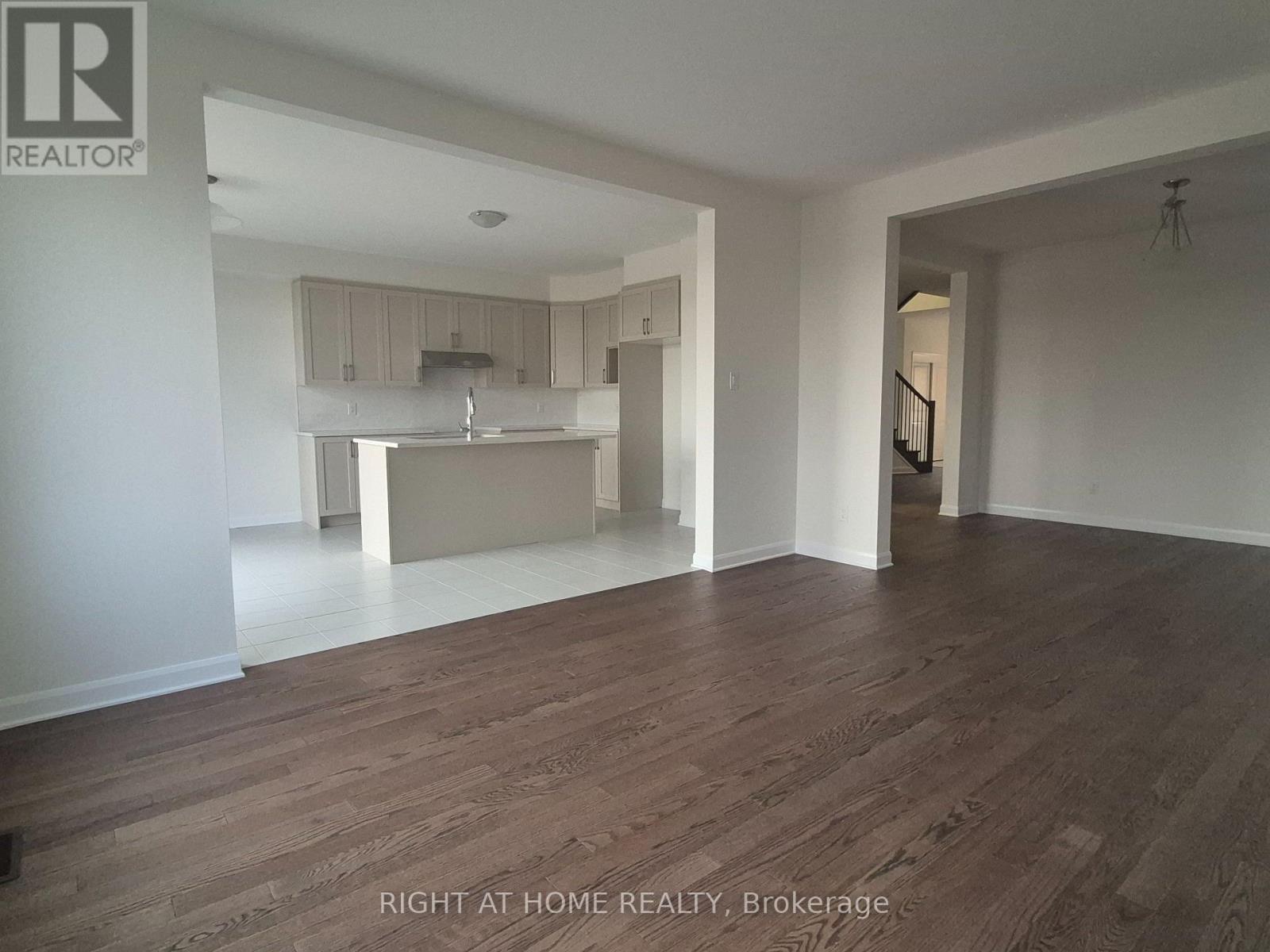 139 Invention Boulevard, Ottawa, Ontario  K2W 0L9 - Photo 7 - X12475281