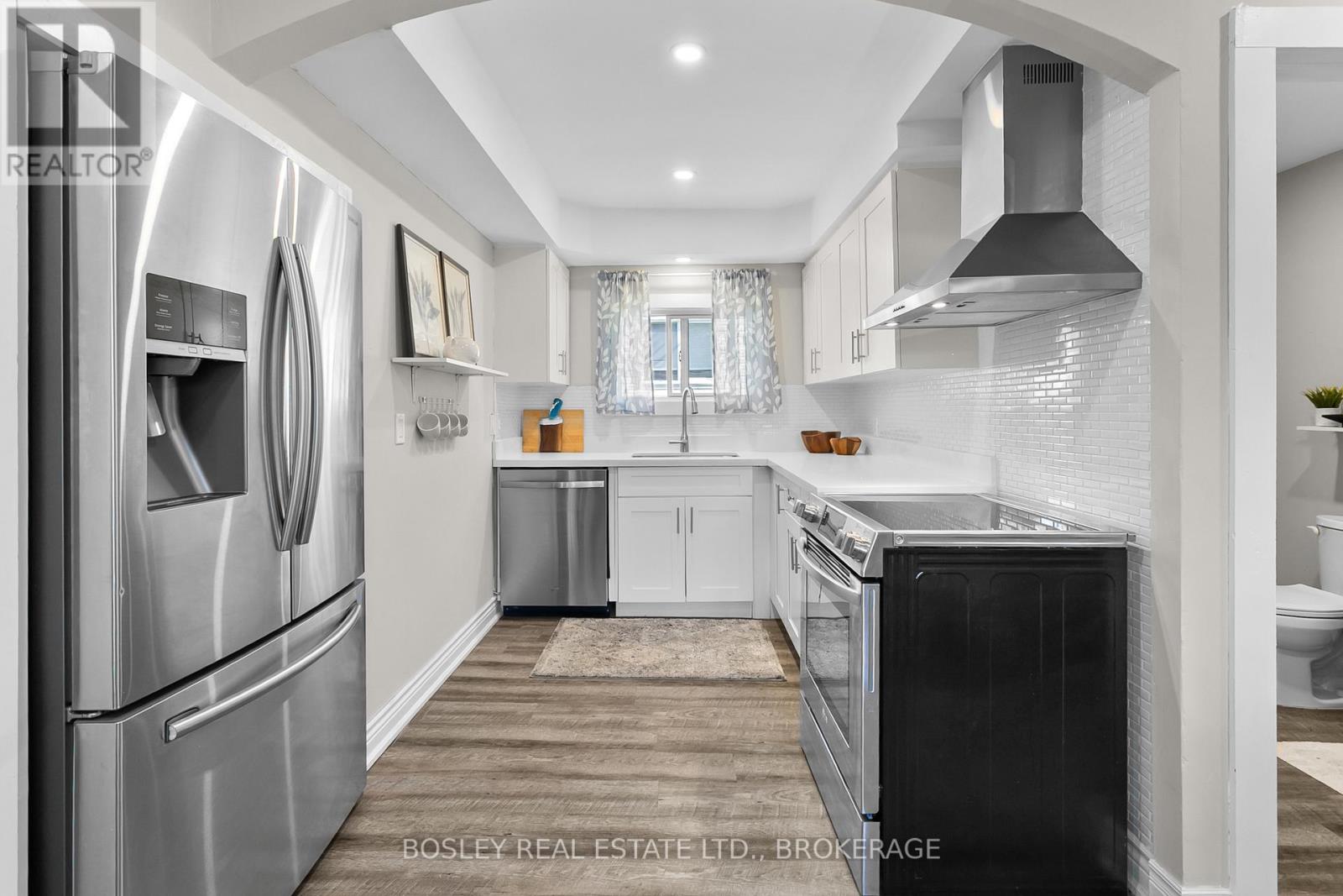 3732 Concord Avenue, Fort Erie, Ontario  L0S 1B0 - Photo 12 - X12343839