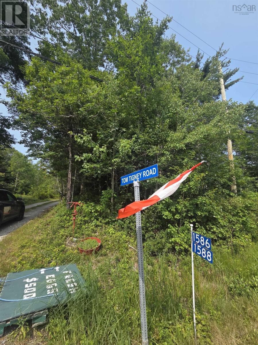 Highway 103, Sable River, Nova Scotia
