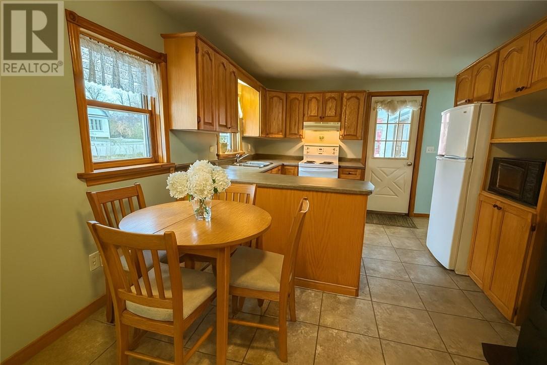 6145 King Street, Manitoulin Island, Ontario  P0P 1S0 - Photo 12 - 2125236