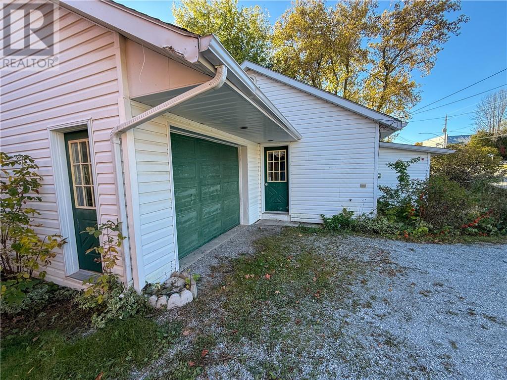 6145 King Street, Manitoulin Island, Ontario  P0P 1S0 - Photo 38 - 2125236