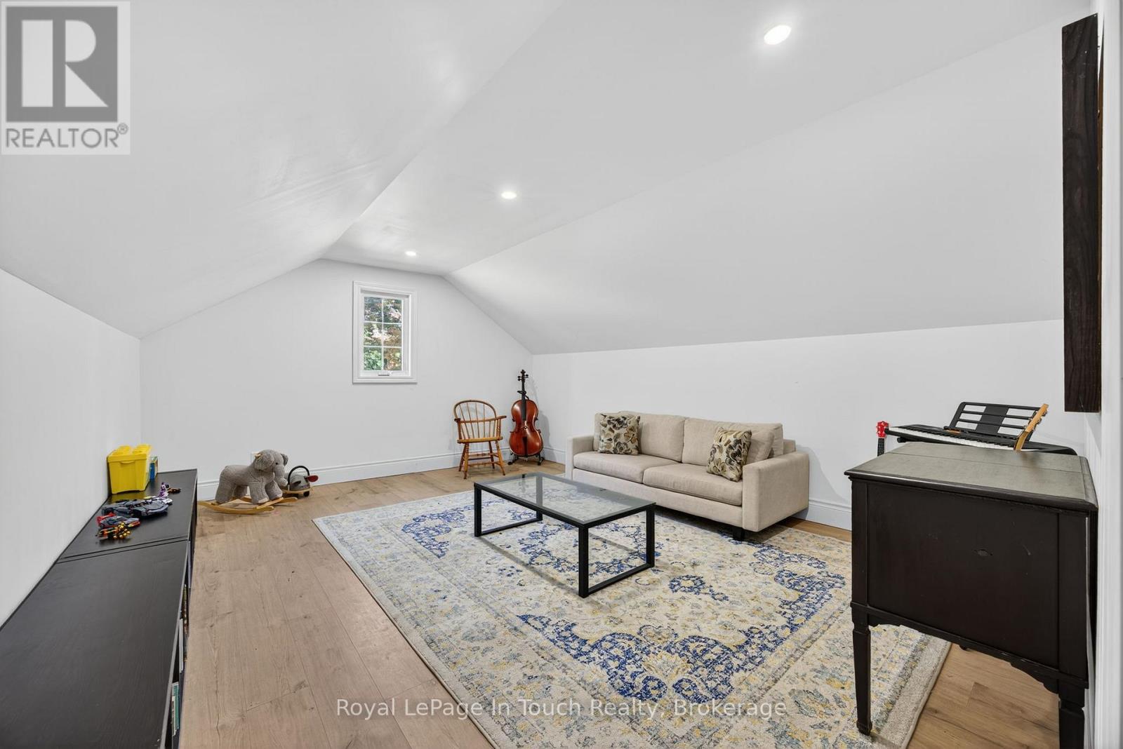 62 Tanners Road, Tay, Ontario  L0K 2C0 - Photo 25 - S12475311