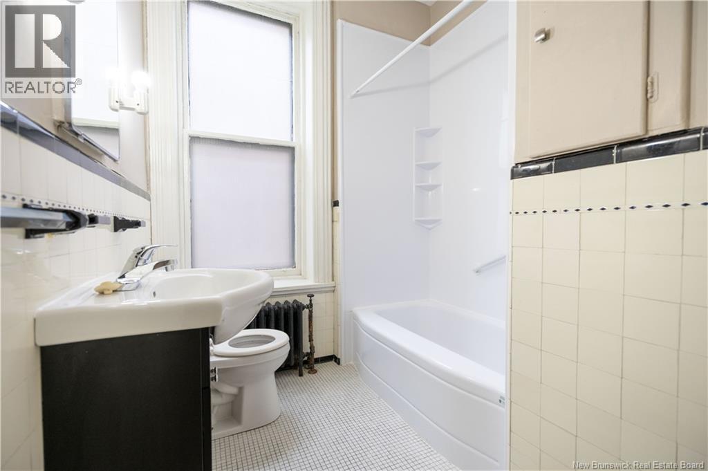 22 Queen Square S., Saint John, New Brunswick  E2L 1R7 - Photo 4 - NB126464