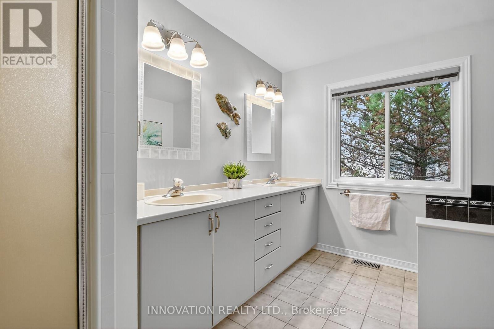 35 - 9 Winterburn Terrace, Ottawa, Ontario  K2G 5W9 - Photo 24 - X12475320