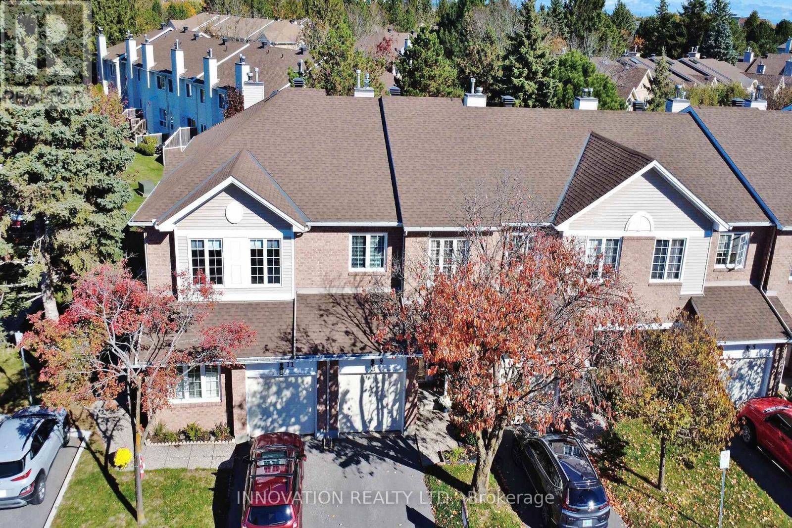 35 - 9 Winterburn Terrace, Ottawa, Ontario  K2G 5W9 - Photo 4 - X12475320