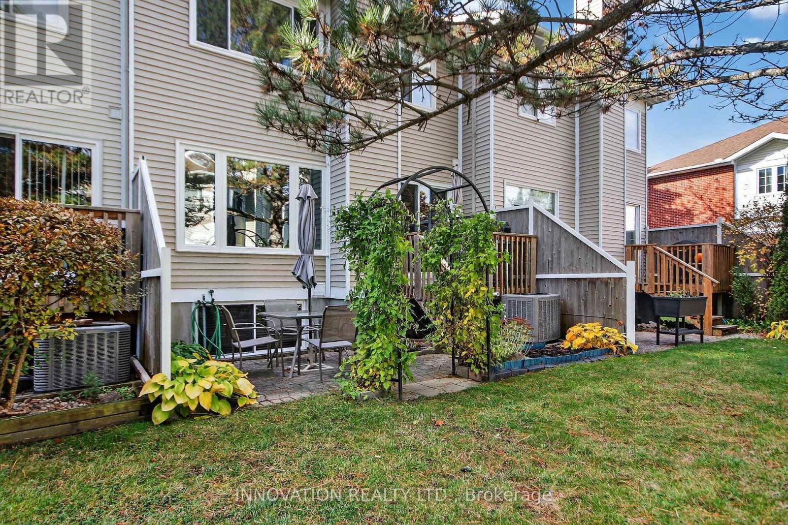 35 - 9 Winterburn Terrace, Ottawa, Ontario  K2G 5W9 - Photo 40 - X12475320