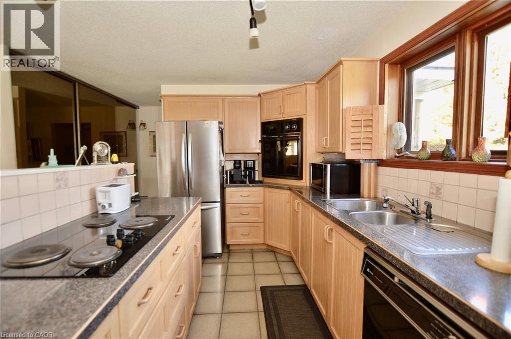 3400 Cedar Springs Road, Burlington, Ontario  L7P 0P7 - Photo 4 - 40780383