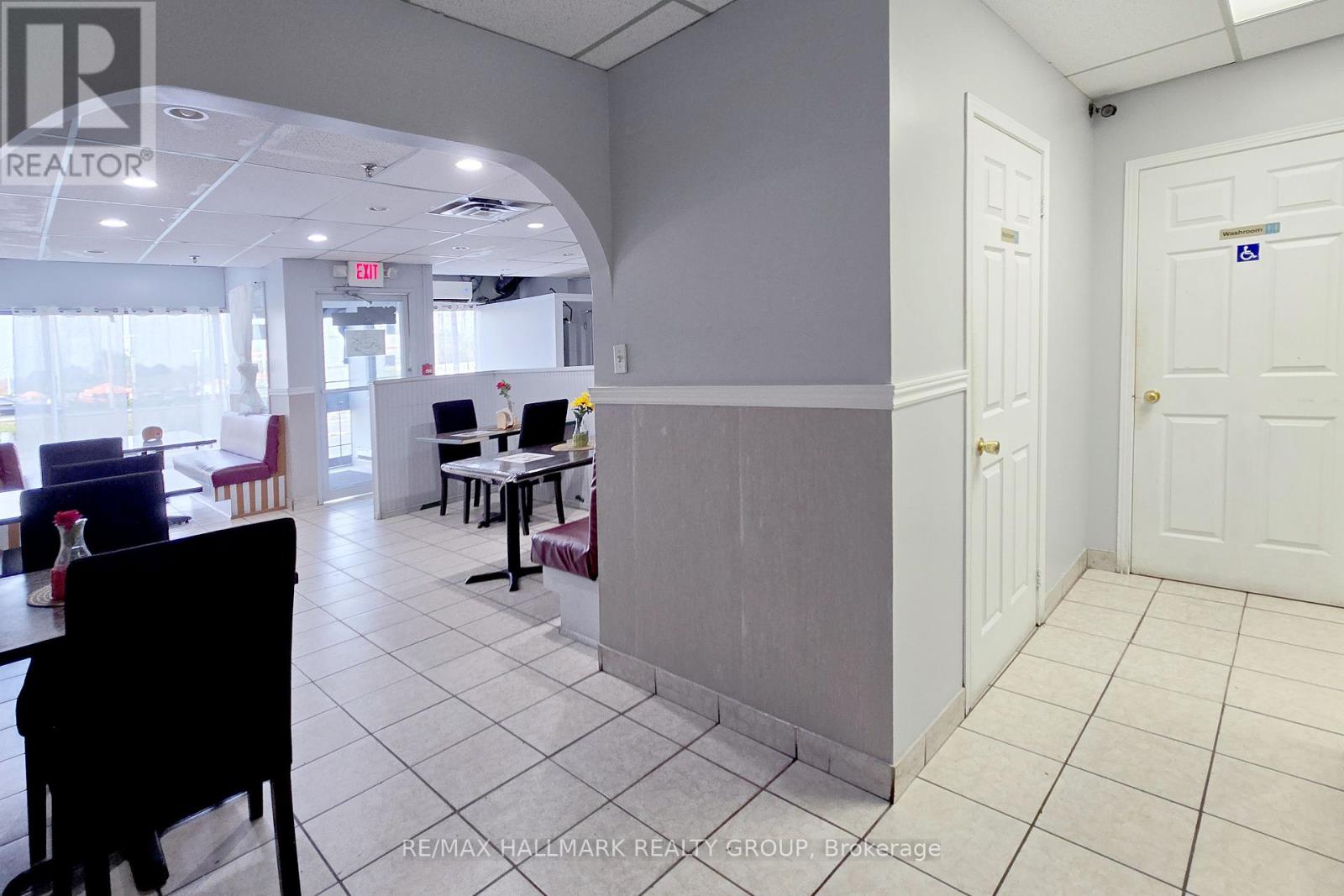 101-103 - 2019 Bank Street, Ottawa, Ontario  K1V 0N1 - Photo 17 - X12425393