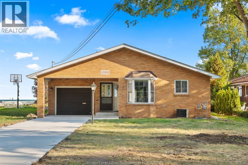 MLS# 25026525: 13918 RIVERSIDE DRIVE East, Tecumseh, Canada