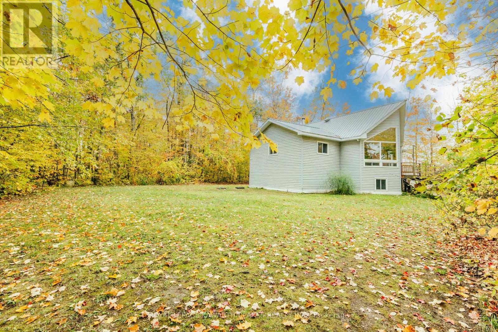 693 Balsam Lake Drive, Kawartha Lakes, Ontario K0M 2B0 - Photo 39 - X12475205