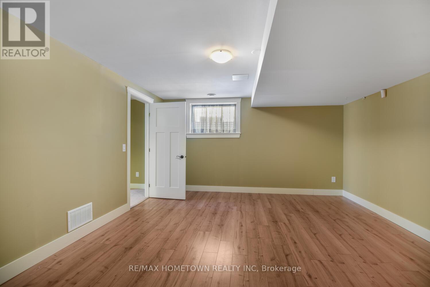 427 Brock Street, Brockville, Ontario  K6V 7H9 - Photo 19 - X12467578