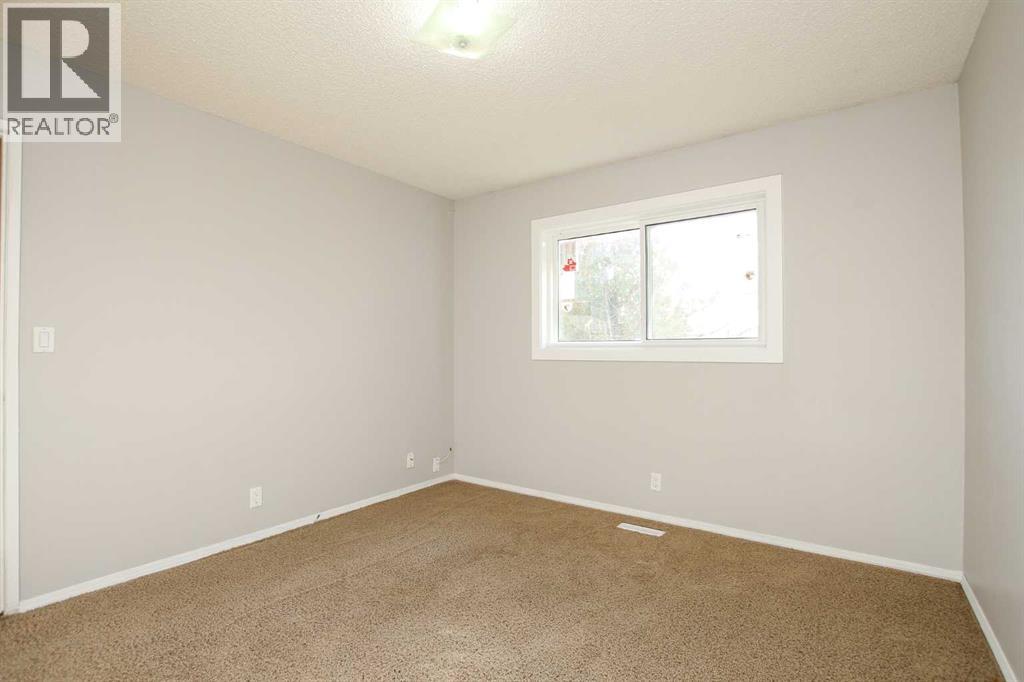 69 Erickson Drive, Red Deer, Alberta  T4R 1X8 - Photo 19 - A2266026