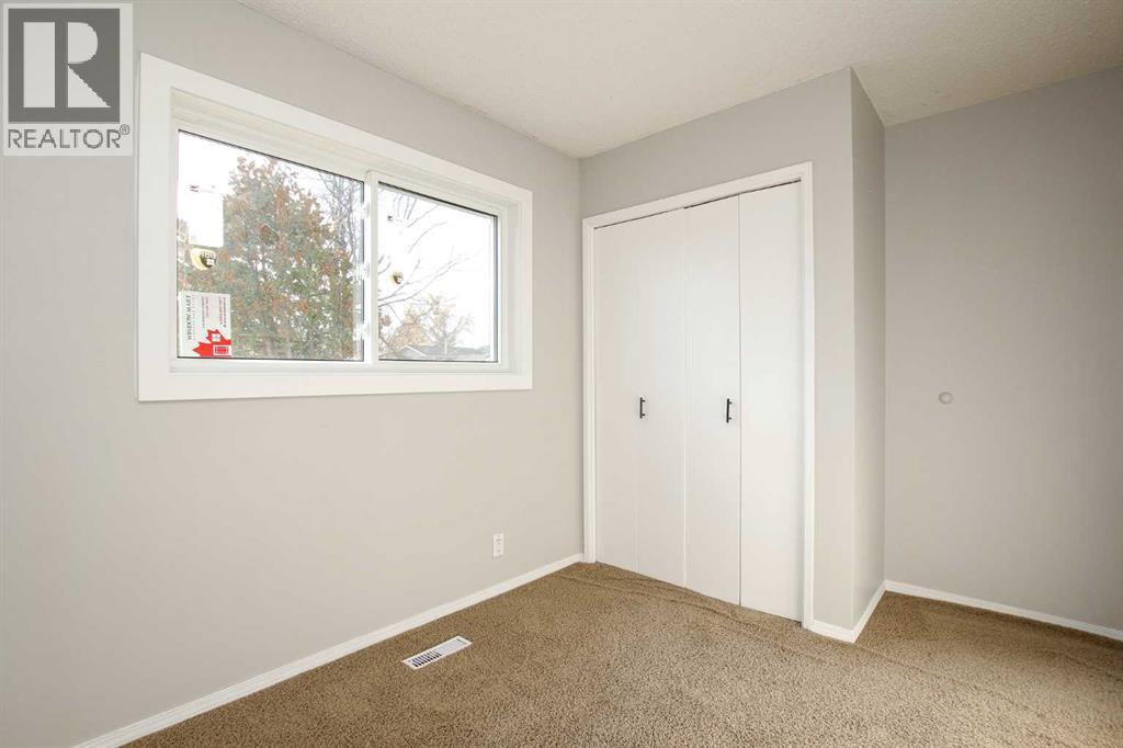 69 Erickson Drive, Red Deer, Alberta  T4R 1X8 - Photo 22 - A2266026