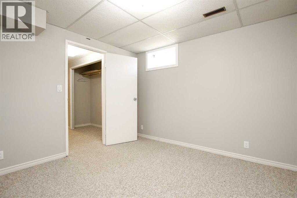 69 Erickson Drive, Red Deer, Alberta  T4R 1X8 - Photo 34 - A2266026