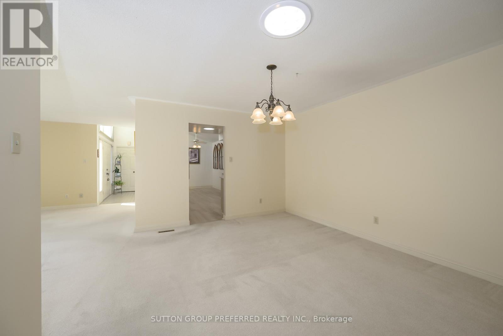 51 - 50 Fiddlers Green Road, London North, Ontario  N6H 4T4 - Photo 17 - X12475223