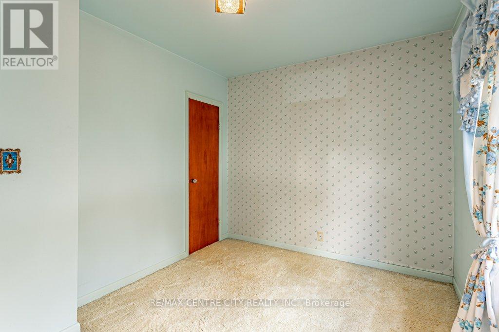 165 Ellsworth Crescent, London East (East O), Ontario  N5W 1J5 - Photo 14 - X12475286