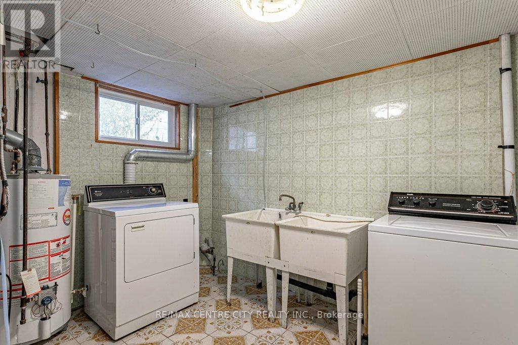 165 Ellsworth Crescent, London East (East O), Ontario  N5W 1J5 - Photo 24 - X12475286