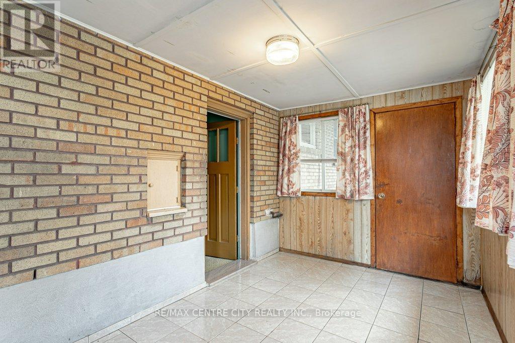 165 Ellsworth Crescent, London East (East O), Ontario  N5W 1J5 - Photo 27 - X12475286