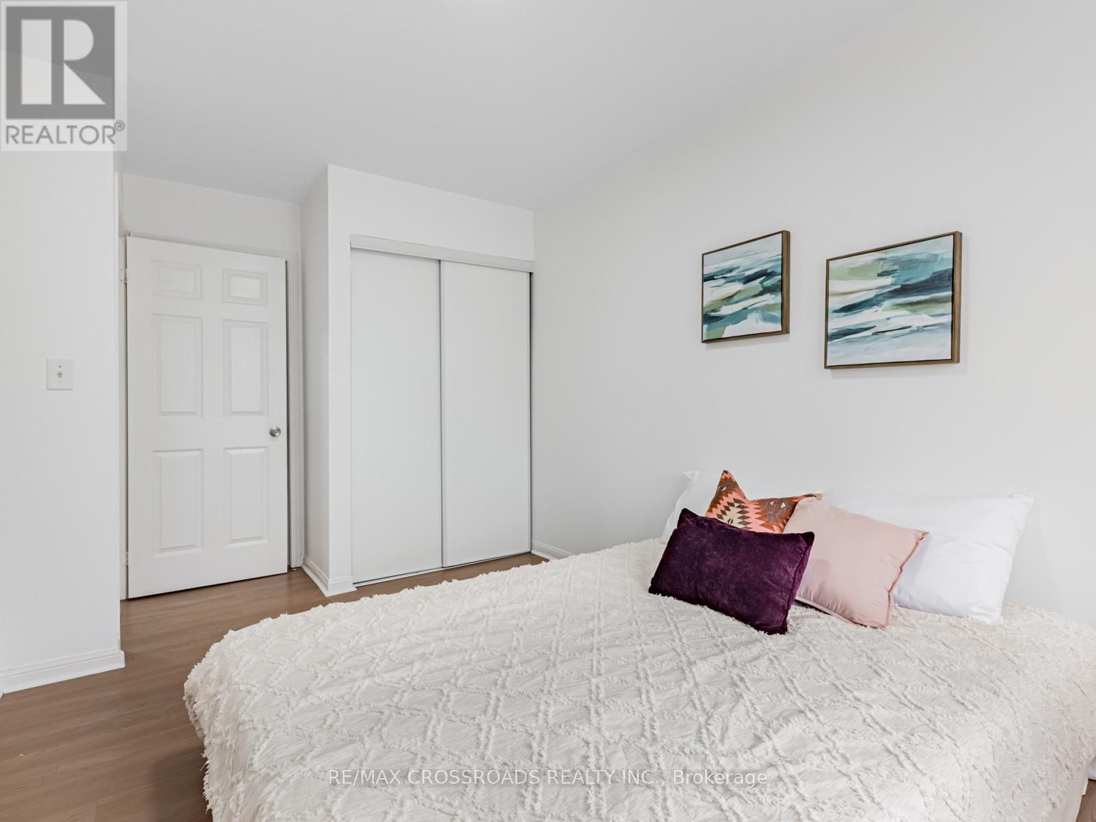 59 - 3051 Finch Avenue, Toronto (Humbermede), Ontario  M9M 0A6 - Photo 21 - W12475233