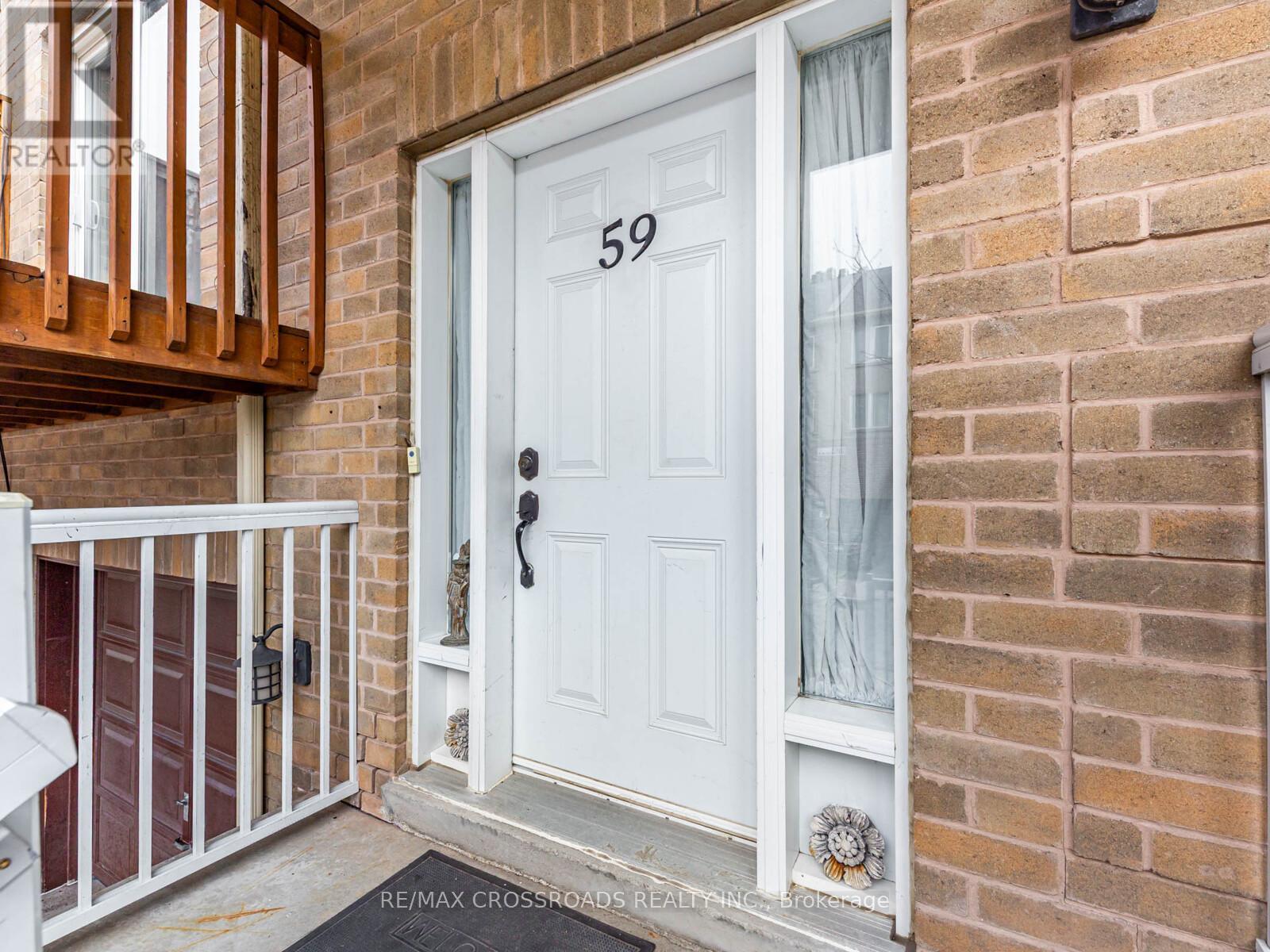 59 - 3051 Finch Avenue, Toronto (Humbermede), Ontario  M9M 0A6 - Photo 3 - W12475233