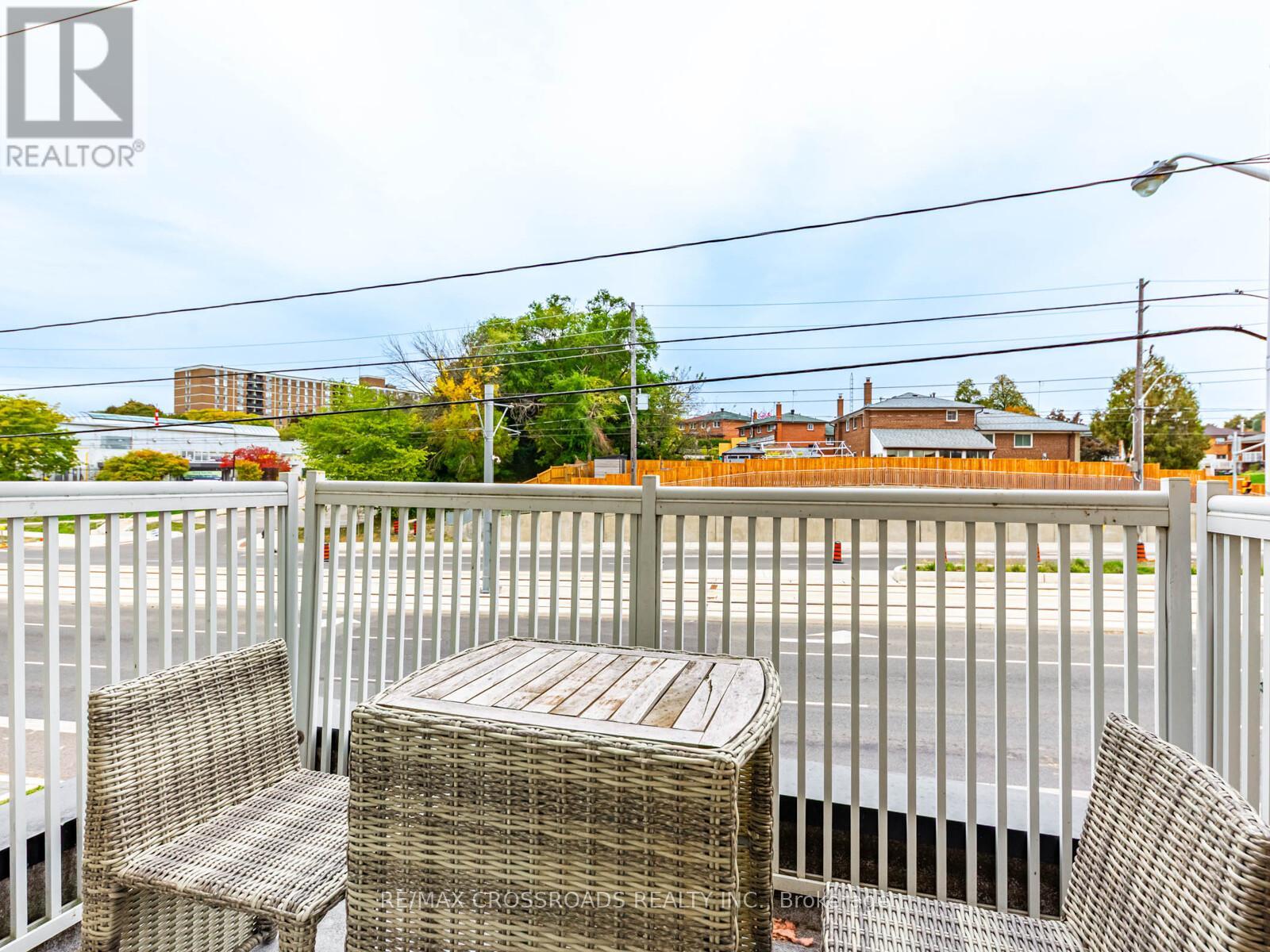 59 - 3051 Finch Avenue, Toronto (Humbermede), Ontario  M9M 0A6 - Photo 4 - W12475233