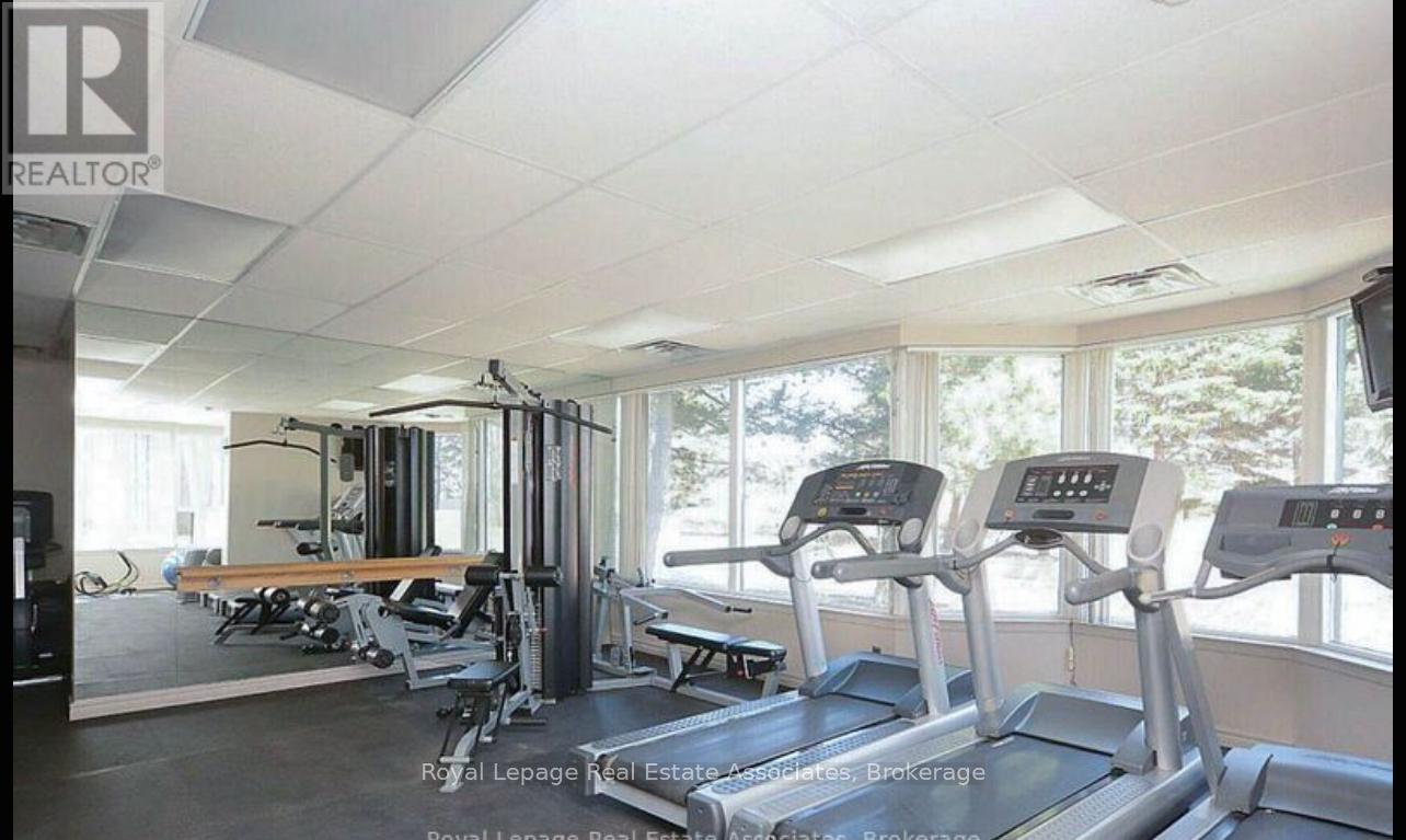 1507 - 135 Hillcrest Avenue, Mississauga, Ontario  L5B 4B1 - Photo 27 - W12475245