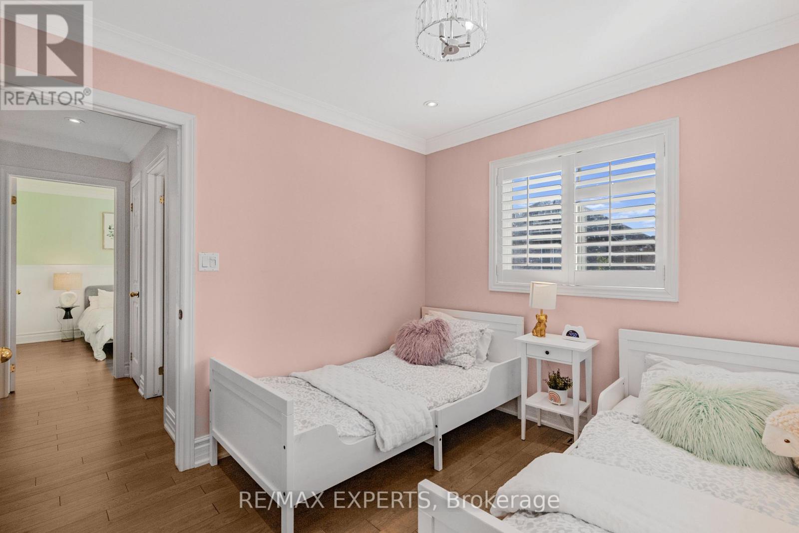 4643 Harbottle Road, Burlington, Ontario  L7M 0E2 - Photo 21 - W12475247