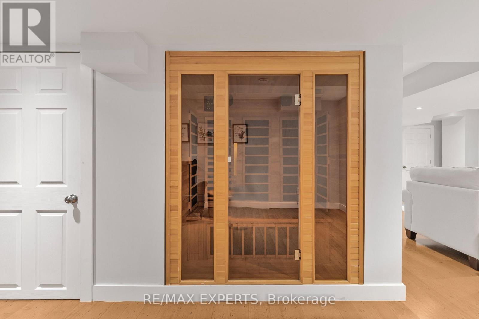 4643 Harbottle Road, Burlington, Ontario  L7M 0E2 - Photo 31 - W12475247