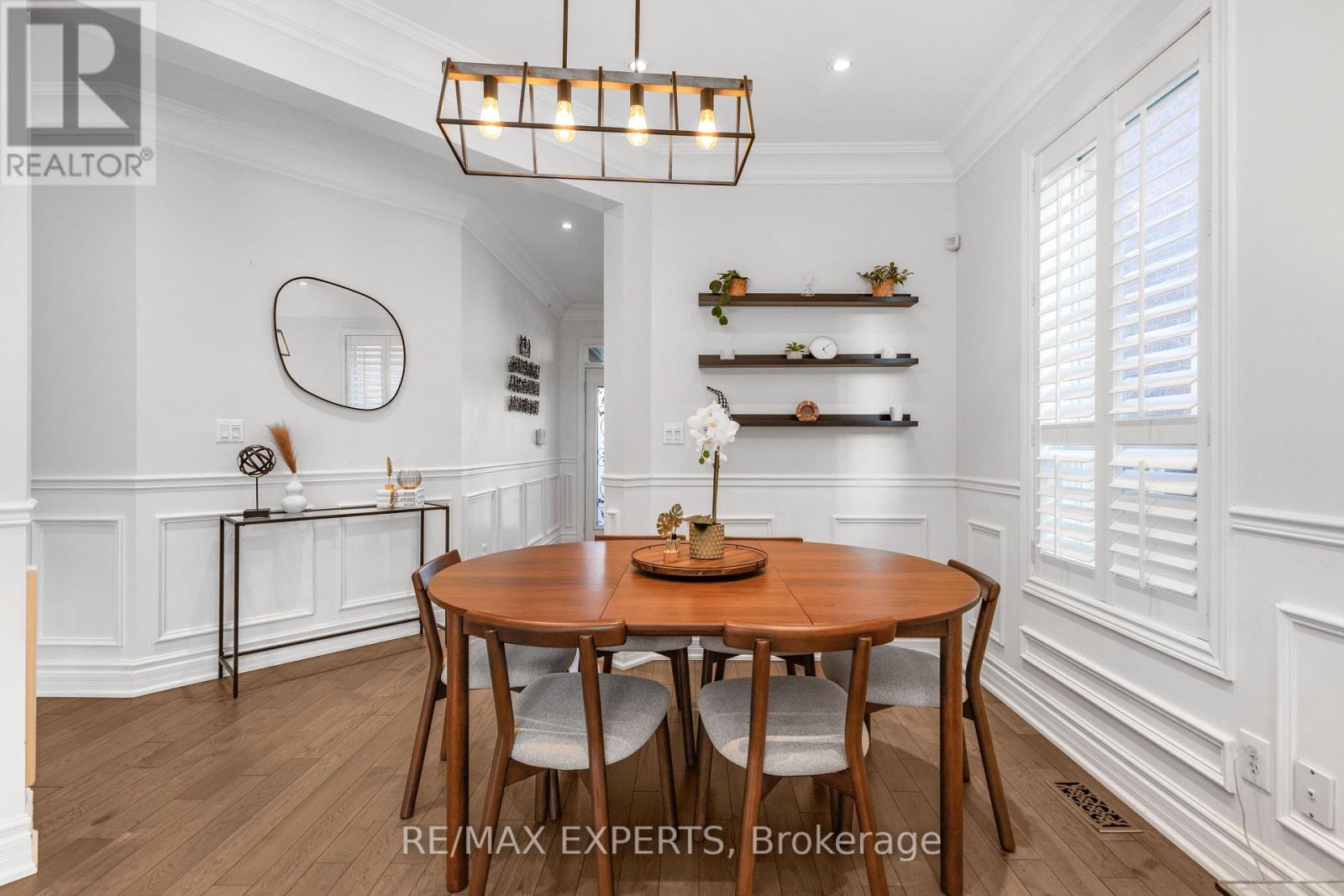 4643 Harbottle Road, Burlington, Ontario  L7M 0E2 - Photo 4 - W12475247