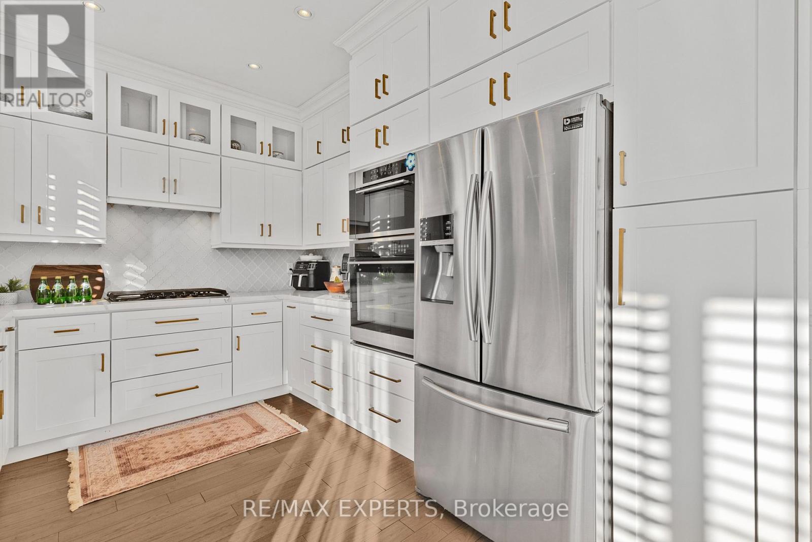 4643 Harbottle Road, Burlington, Ontario  L7M 0E2 - Photo 8 - W12475247