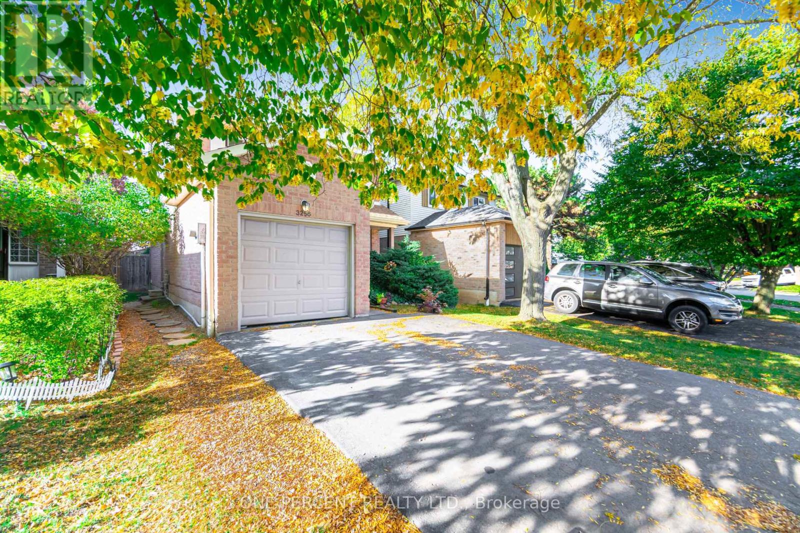 3256 Anderson Crescent, Mississauga, Ontario  L5N 2Y5 - Photo 4 - W12475248