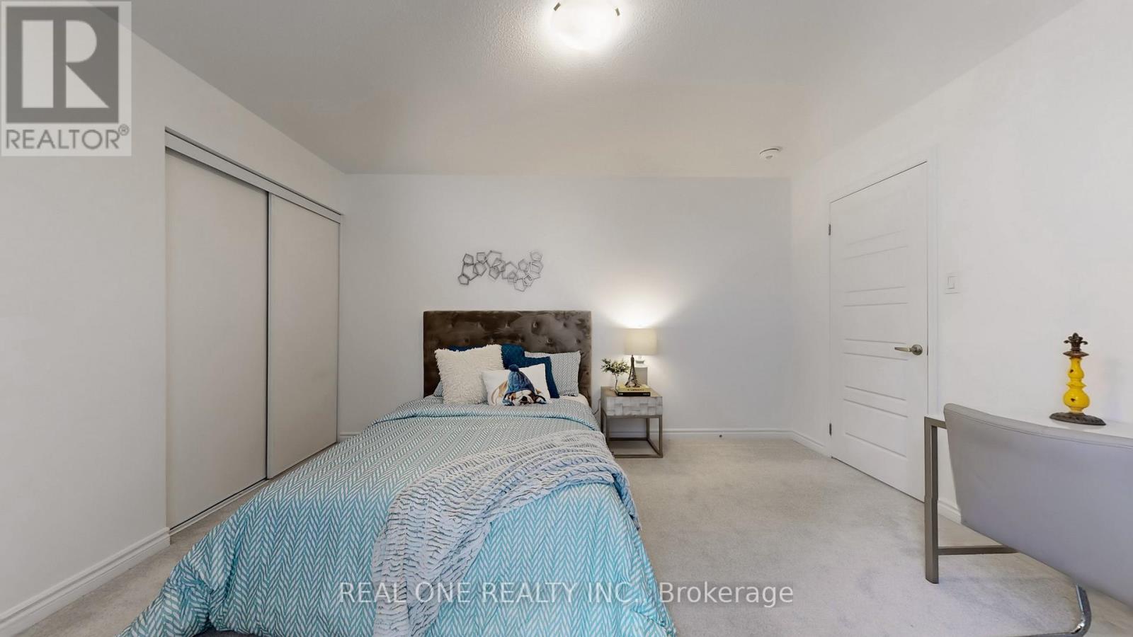 561 Kennedy Circle W, Milton, Ontario  L9E 1P9 - Photo 22 - W12475249